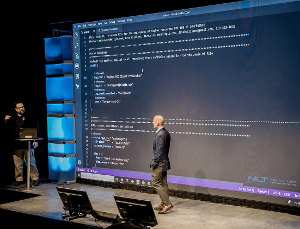 Robert Pitts Presenting